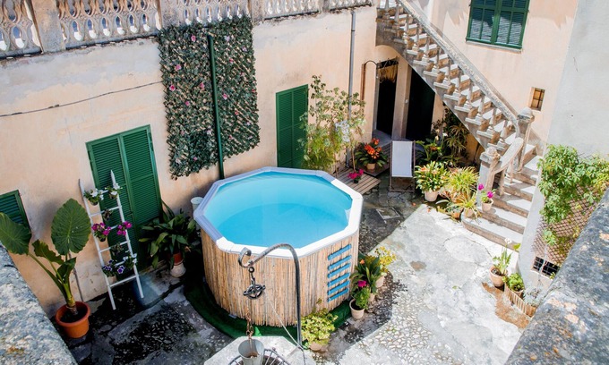 Petra House | Holiday home Font-Fullana, Petra