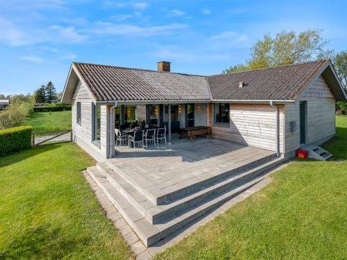Pøt Strandby House | Holiday Home Fridoline - 450m from the sea by Interhome