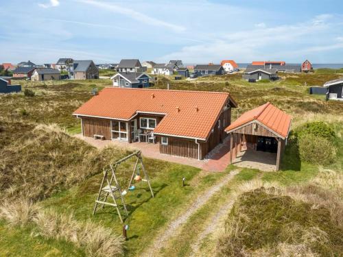 Lild Strand House | Holiday Home Hughe - 200m from the sea by Interhome