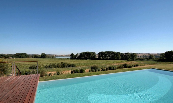 Chiusi House | Holiday Home in Chiusi With Private Pool