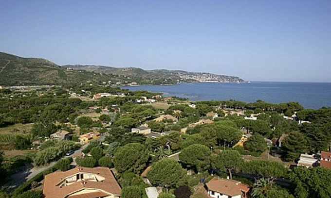 Santa Liberata House | Holiday Home in Giannella with 3 bedrooms sleeps 7