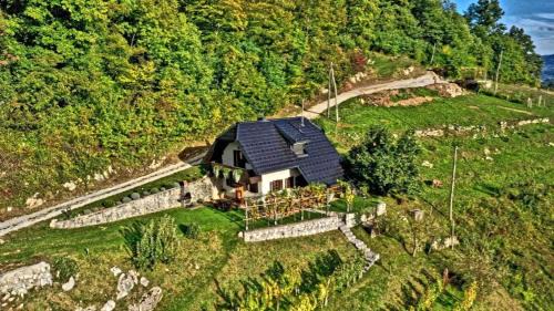Srednje Grcevje House | Holiday home in Otocec Kranjska Krain 42903
