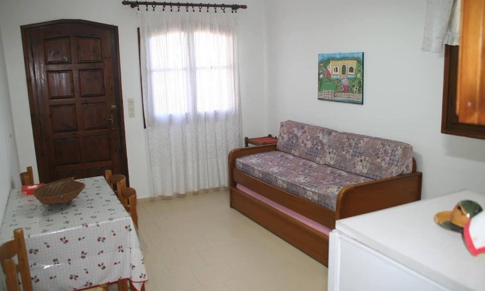Bali Apartment | Holiday Home in Peoymno Garden