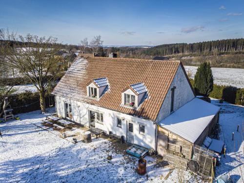 La Reid House | Holiday Home in Theux near Spa Thermal Baths
