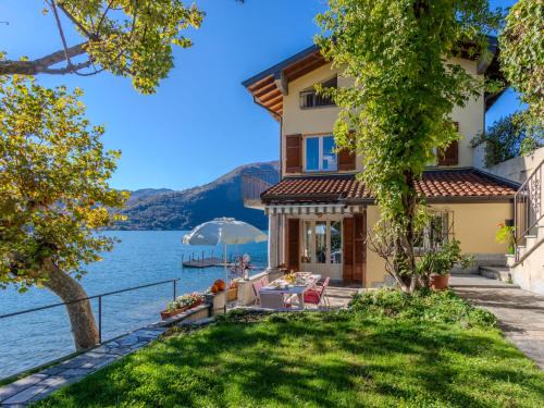 Cima House | Holiday Home La Spiaggetta by Interhome