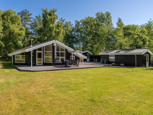Læsø House | Holiday Home Mika - 1km from the sea by Interhome
