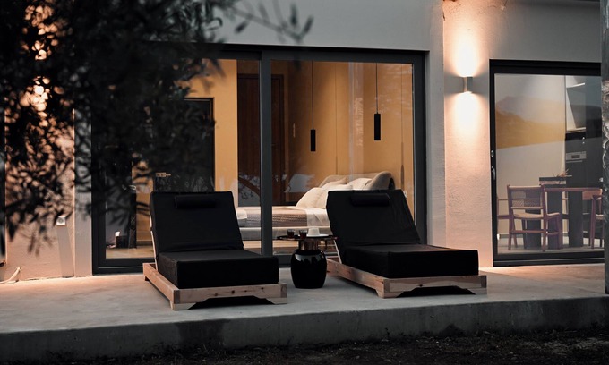 Naxos House | Holiday Home 'Mitos' with Balcony, Wi-Fi and Air Conditioning