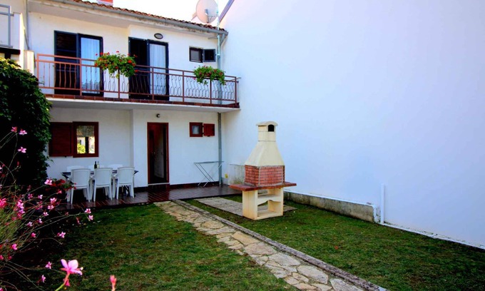 Brulo House | Holiday home near the beach with barbecue