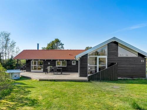 Hals House | Holiday Home Persa - from the sea by Interhome