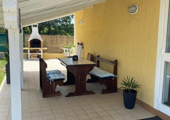Gedici House | Holiday Home Rosa