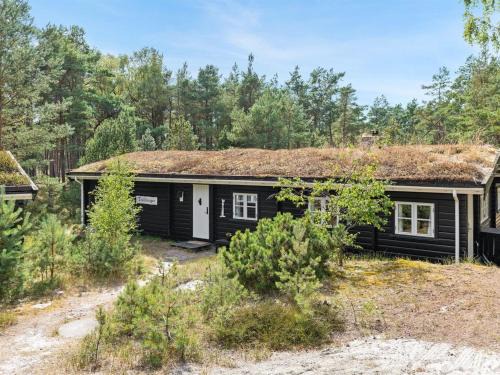 Pedersker House | Holiday Home Solfred - 200m from the sea by Interhome