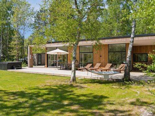 Hojby House | Holiday Home Tinja - 900m from the sea by Interhome