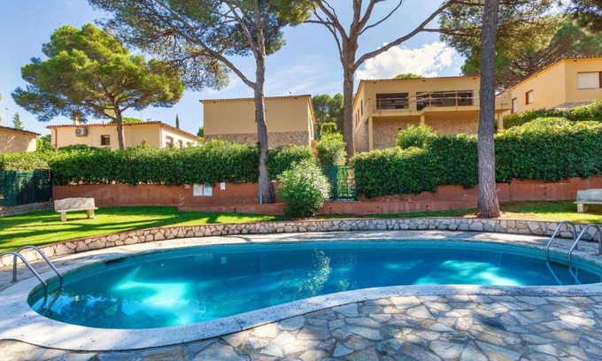 Pals House | Holiday Home Torremora Arnaldo by Interhome