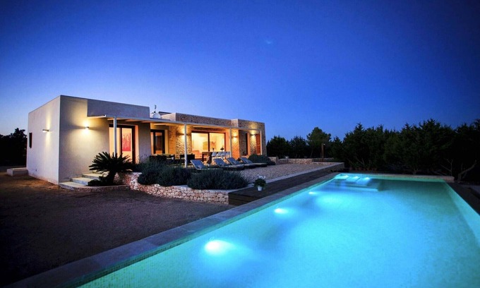 Formentera House | Holiday home with stylish decor