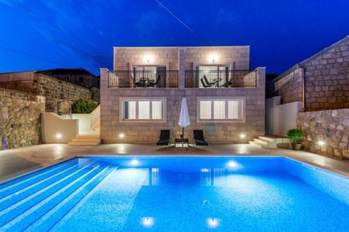 Popovici House | Holiday Home With Pool,Gruda