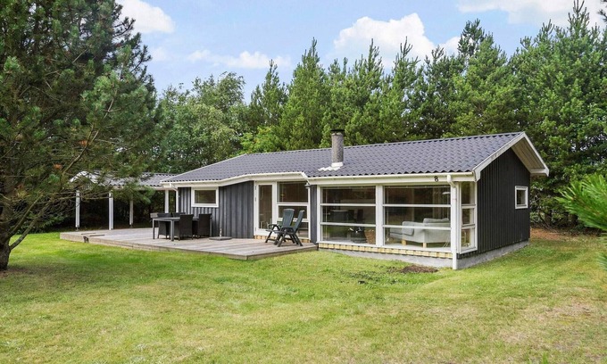 Saltum House | Holiday home with spacious garden