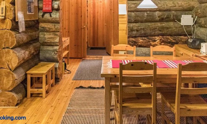Akaslompolo House | Holiday Home Ylläsnäkyy 7 - karkelo