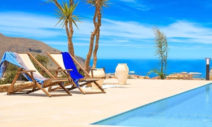 Mathes House | Holiday house Yeoryioupolis Kriti for 1 - 17 persons with 5 bedrooms - Holiday home