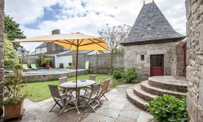 Cleder House | Holiday house Cléder for 1 - 6 persons with 3 bedrooms - Holiday home