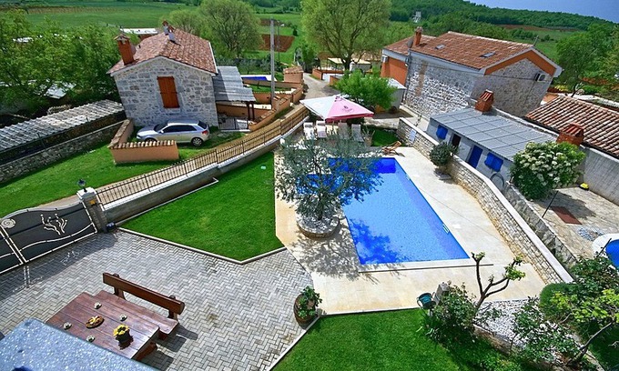 Dracevac Villa | Holiday house Dracevac for 9 - 10 persons with 4 bedrooms - Villa