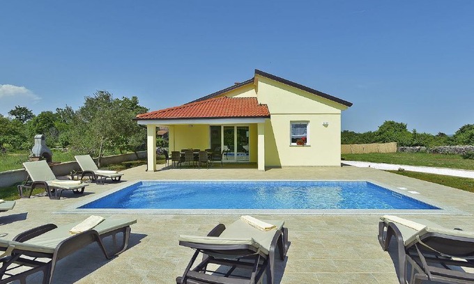 Filipana House | Holiday house Filipana for 6 - 8 persons with 3 bedrooms - Holiday house