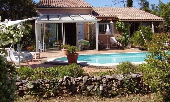 Gareoult House | Holiday house Garéoult for 4 persons with 3 bedrooms - Holiday house