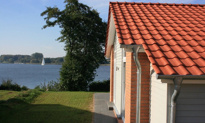 Kosel House | Holiday house in direct water situation | Sauna | Whirlpool | Fireplace | Free Wi-Fi