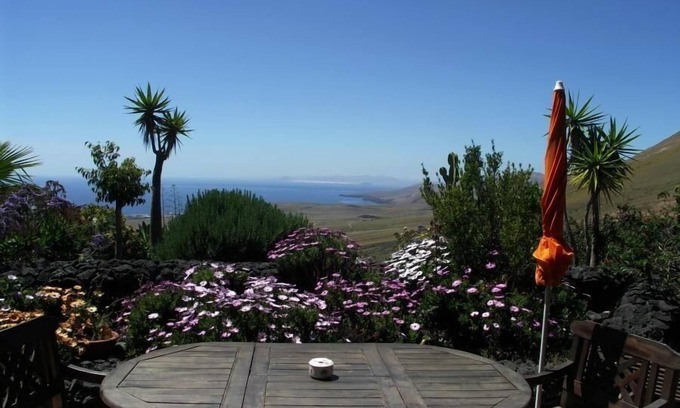 La Asomada House | Holiday house La Asomada for 2 - 4 persons with 2 bedrooms - Holiday home