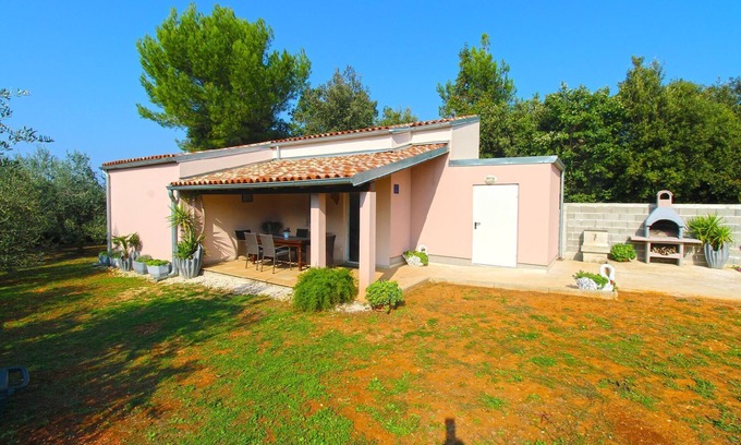 Liznjan House | Holiday house Ližnjan for 1 - 4 persons with 1 bedroom - Holiday home