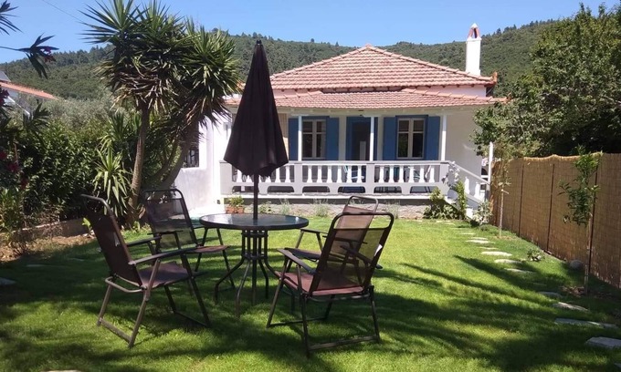 Stafylos House | Holiday house '' Myrto '' near the beach of Stafilos - 'Island of Skopelos