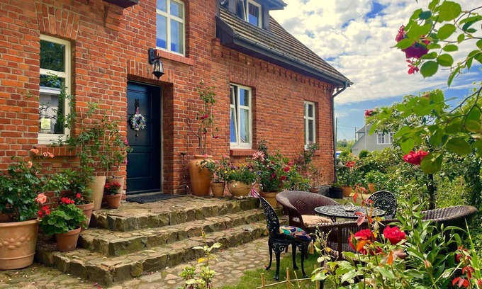 Mielno House | Holiday house Mielno for 1 - 14 persons with 6 bedrooms - Casa Rural