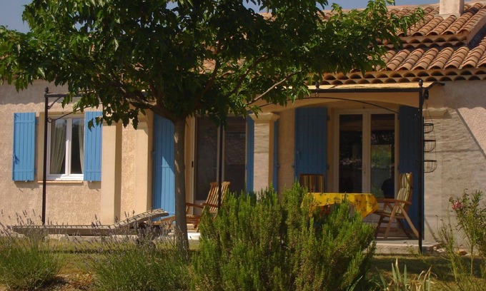 Pierrevert House | Holiday house Pierrevert for 1 - 4 persons with 3 bedrooms - Holiday house