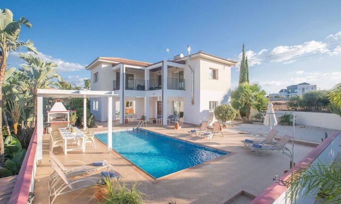 Protaras House | Holiday house Protaras for 1 - 6 persons with 3 bedrooms - Holiday house