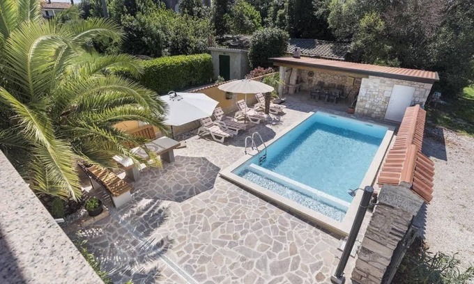 Savudrija House | Holiday house Savudrija for 1 - 7 persons with 4 bedrooms - Row house