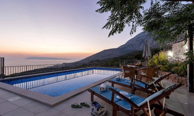 Srida sela House | Holiday house Tučepi for 1 - 5 persons with 2 bedrooms - Holiday house
