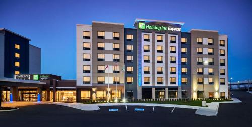 Glendale Hotel | Holiday Inn Express Niagara-On-The-Lake by IHG