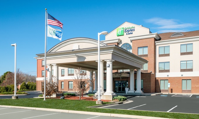 Tappahannock Hotel | Holiday Inn Express Hotel & Suites Tappahannock, an Ihg Hotel