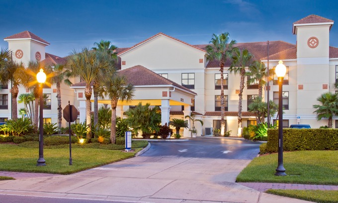 Downtown Dunedin Hotel | Holiday Inn Express Hotel & Suites Clearwater North-Dunedin, an Ihg Hotel