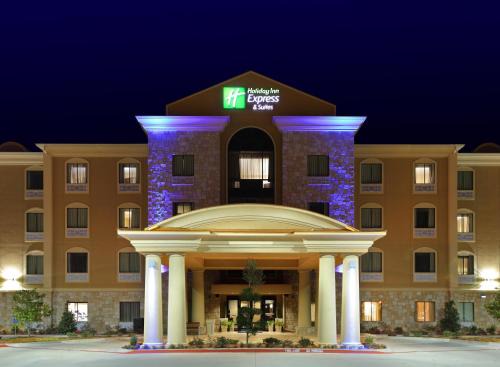 Texarkana Hotel | Holiday Inn Express Hotel & Suites Texarkana East by IHG