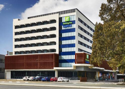Newcastle West Hotel | Holiday Inn Express Newcastle by IHG
