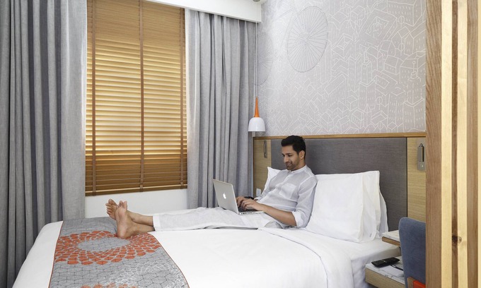 Pimpri Colony Hotel | Holiday Inn Express Pune Pimpri by IHG
