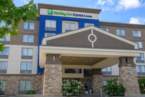 Huntsville Hotel | Holiday Inn Express & Suites Huntsville by IHG