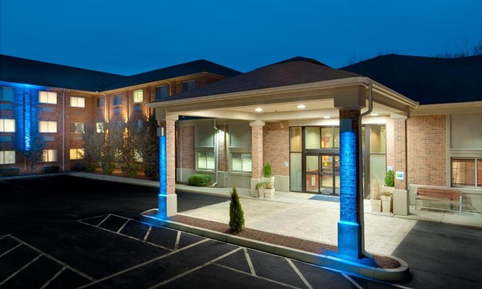 Smithfield Hotel | Holiday Inn Express & Suites Smithfield - Providence by IHG