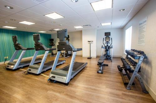 Bethlehem Hotel | Holiday Inn Express & Suites Bethlehem Arpt-Allentown Area