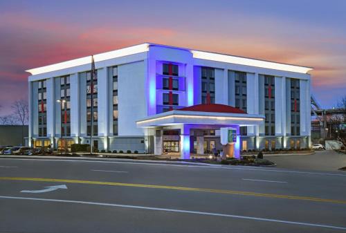 Covington Hotel | Holiday Inn Express & Suites Cincinnati Riverfront by IHG