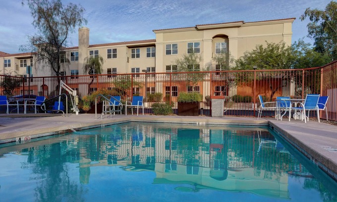 Mesa Hotel | Holiday Inn Express & Suites Phoenix - Mesa West by IHG