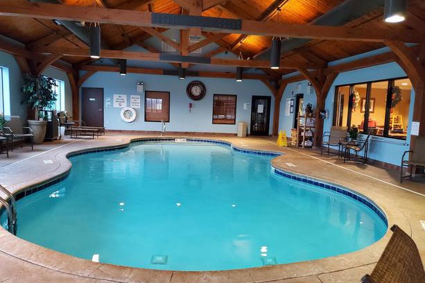 Donegal Hotel | Holiday Inn Express & Suites Donegal