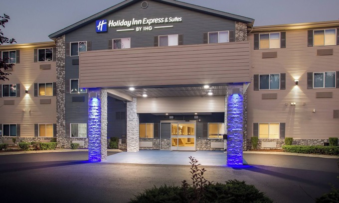 Tumwater Hotel | Holiday Inn Express & Suites Tumwater – Olympia by IHG
