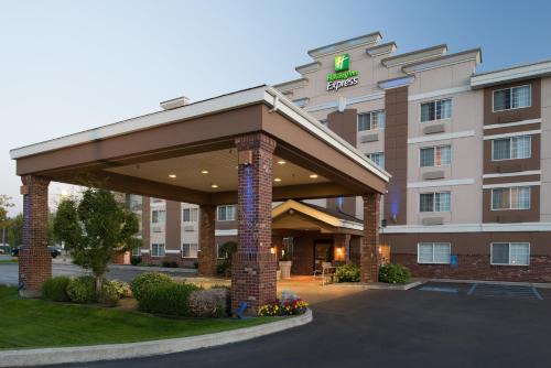 Spokane Valley Hotel | Holiday Inn Express Spokane-Valley by IHG