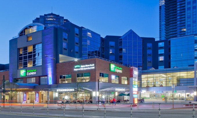 Metrotown Hotel | Holiday Inn Express Vancouver-Metrotown (Burnaby), an Ihg Hotel
